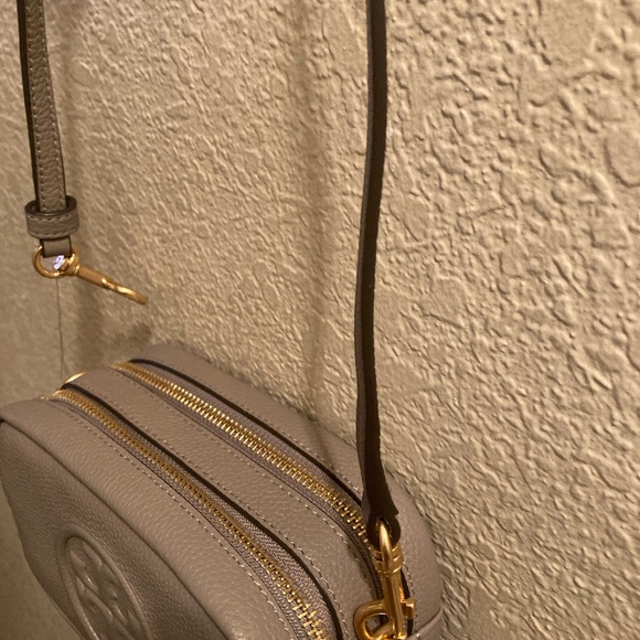 Last price Tory Burch perry Bombe camera bag - Picture 7 of 9